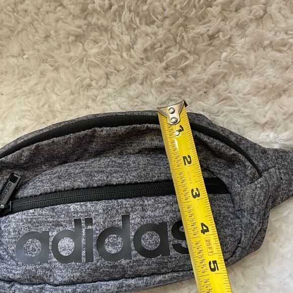 Unisex Adidas Lightweight Polyester Waist Pack Black & gray adjustable strap. - Picture 10 of 16
